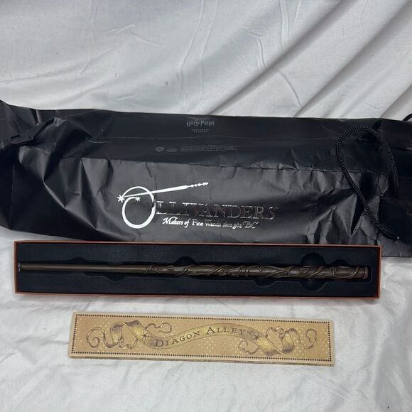 Harry Potter Hermione Interactive Wand. First Generation. Universal Studios. - Picture 1 of 9